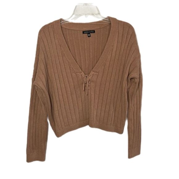 Kendall & Kylie ribbed crop v neck sweater - Picture 1 of 7